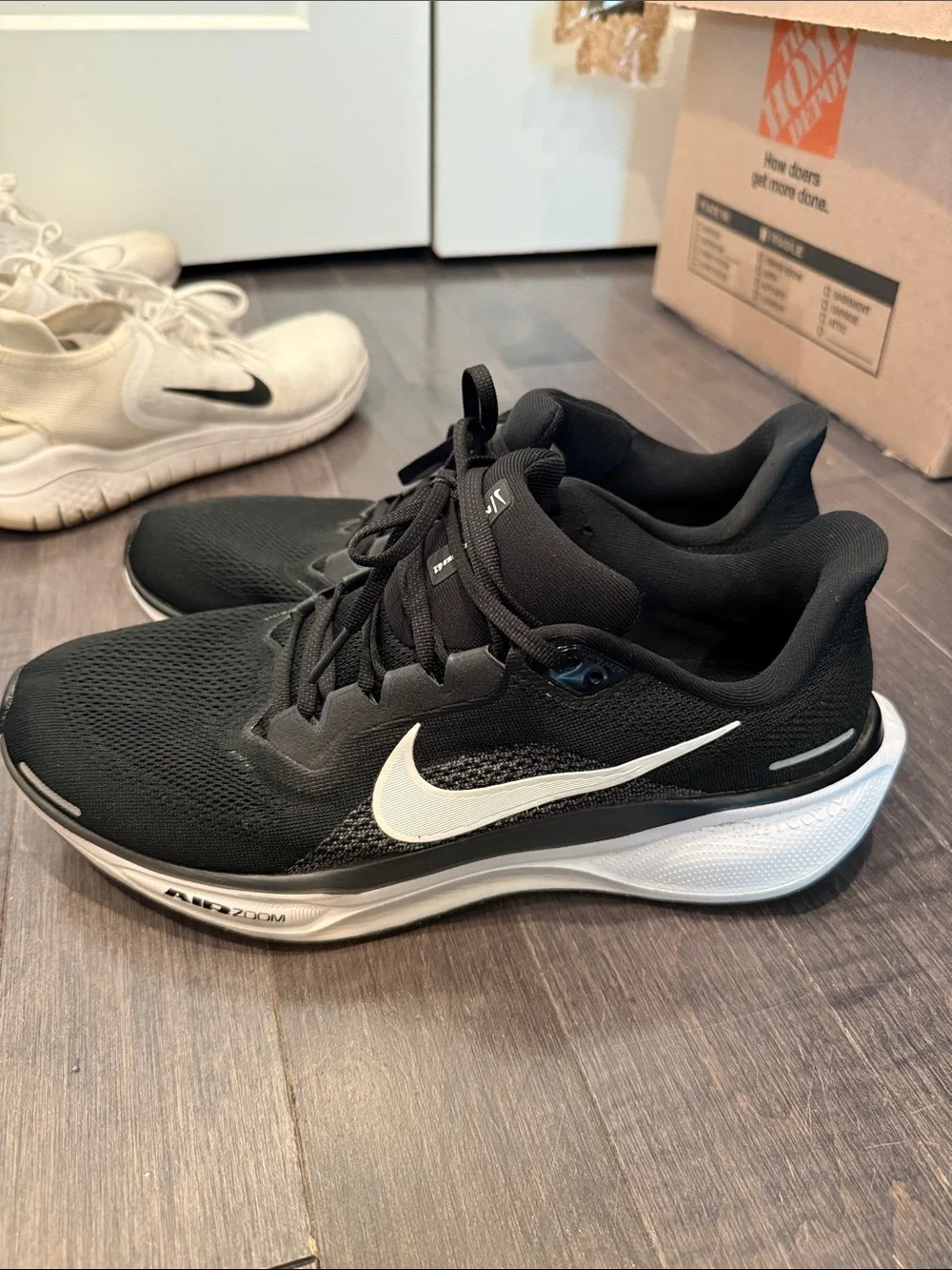 Nike Men’s Black/White Zoom Pegasus 41